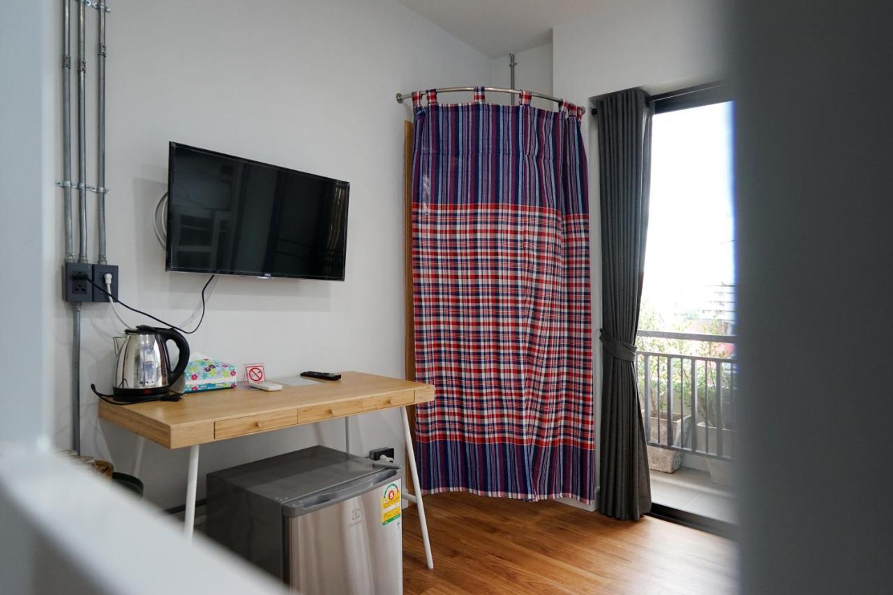 Luck Esan Loft Hotel Убон Ратчатани Екстериор снимка